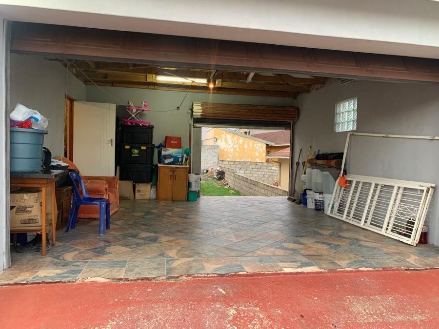 3 Bedroom Property for Sale in Kwamagxaki Eastern Cape
